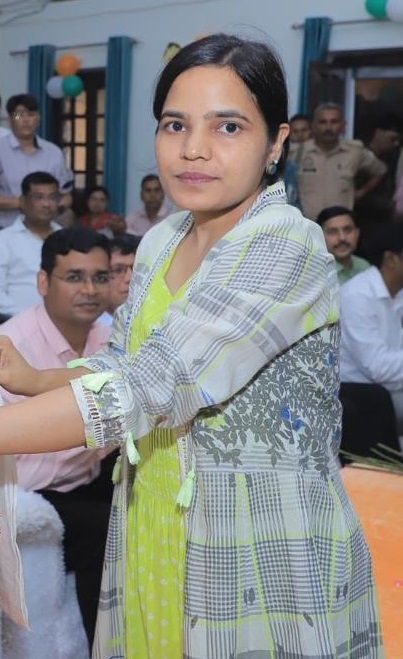 DR. VINEETA SINGH